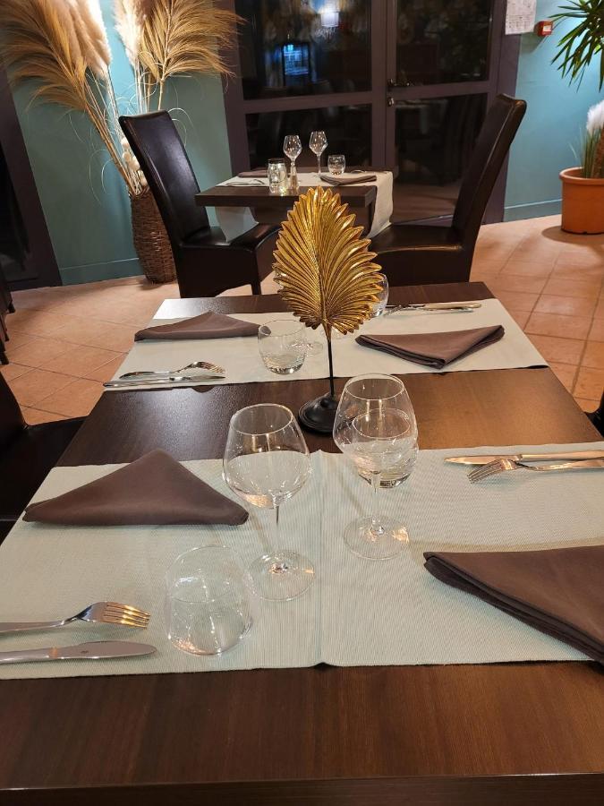 Logis Hotel Restaurant L'Escapade 라마스터 외부 사진